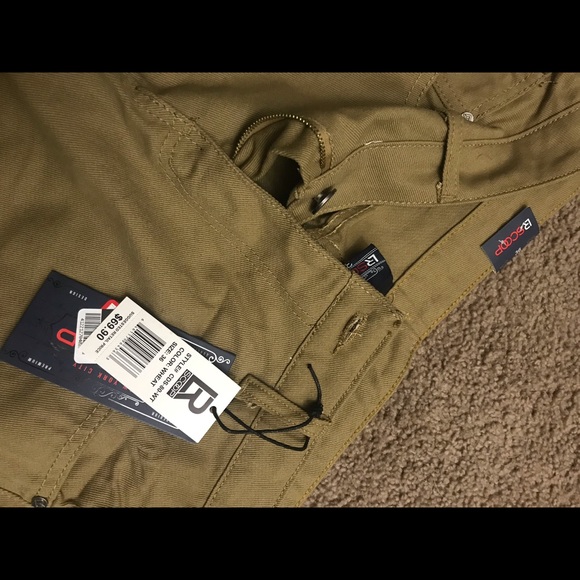 Men’s shorts - Picture 2 of 2